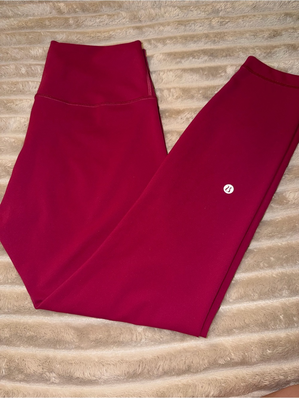 Lululemon Wunder Train Leggings size 10 in magenta smoke color